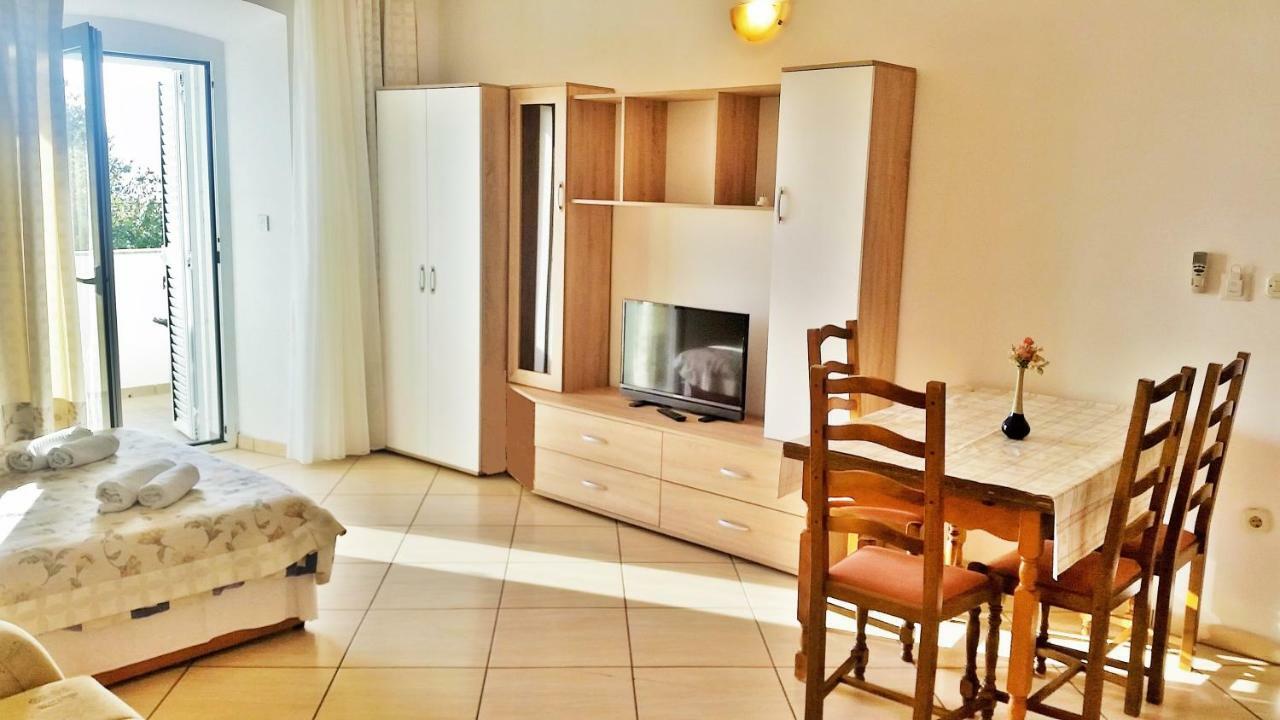 Obala Apartment & Studios 말린스카 외부 사진
